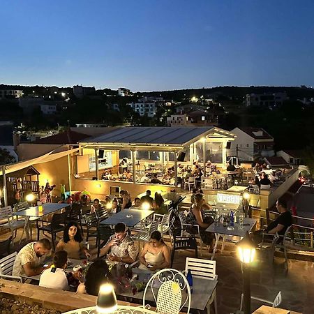 Sun Village Hotel Apartments Megás Limniónas Eksteriør billede