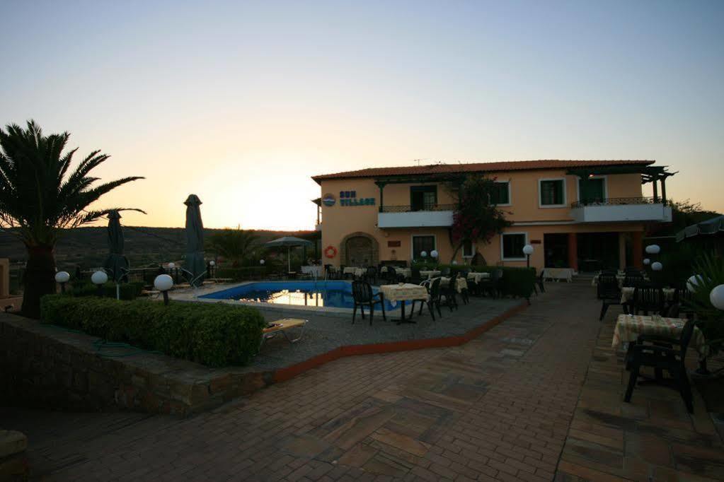 Sun Village Hotel Apartments Megás Limniónas Eksteriør billede