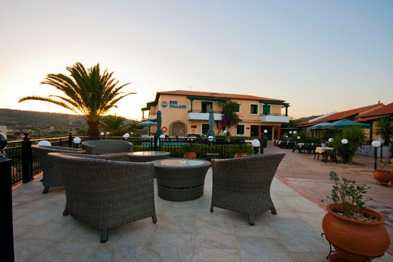 Sun Village Hotel Apartments Megás Limniónas Eksteriør billede
